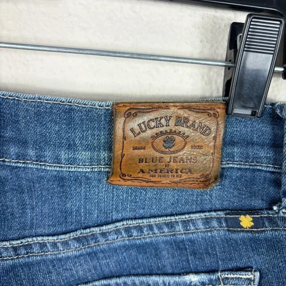 Lucky Brand Sweet N Low Flare Wide Leg Blue Jeans size 2/26 - Picture 11 of 16